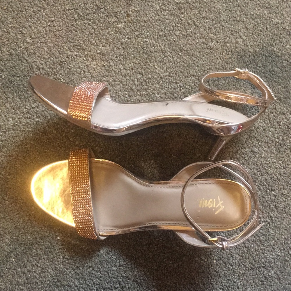 Hi heels